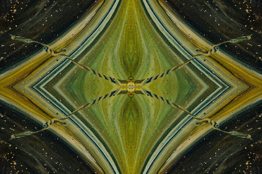 抽象性：简化复杂性的关键