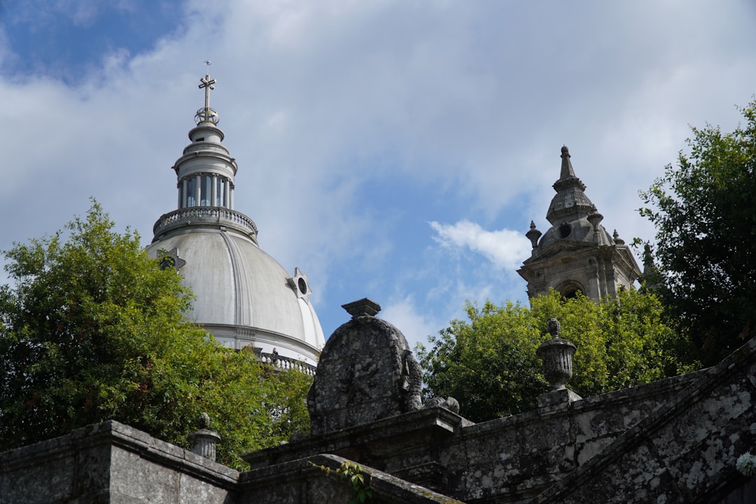 Document 对象:连接 BOM 与 DOM 的桥梁